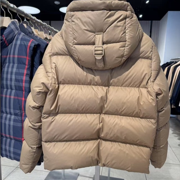 Burberry Tan Puffer Jacket Beige Men's M - Picture 3 of 4